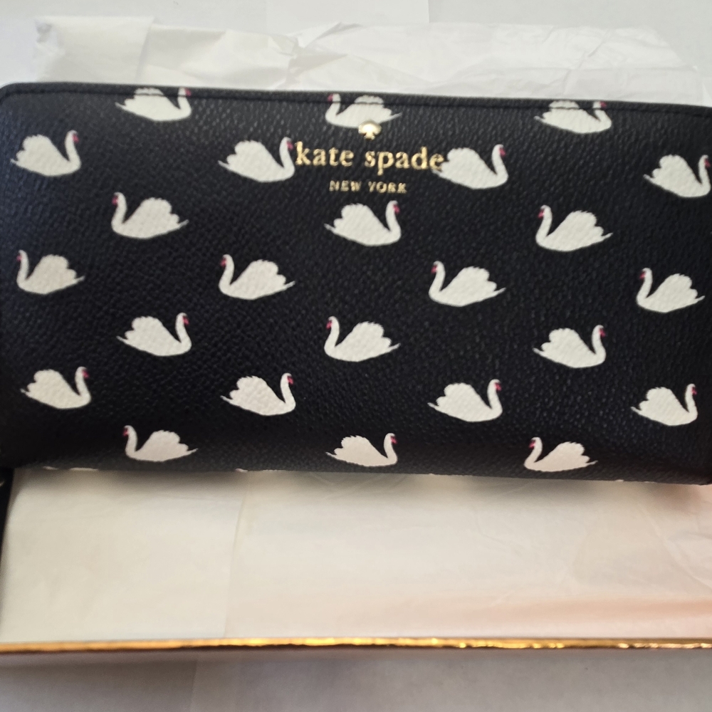 Kate Spade Bifold Black And White Swan Design Wallet - Picture 12 of 12